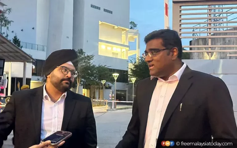 Daim’s lawyers slam ‘sham’ probe against Bloomberg, journalists – Free Malaysia Today (FMT)